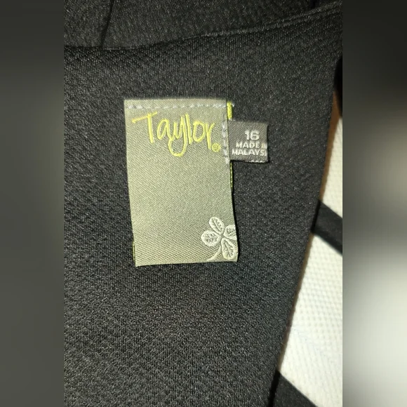 Taylor A-line Dress - Picture 10 of 12